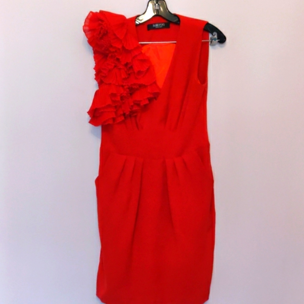Sassofono red dress